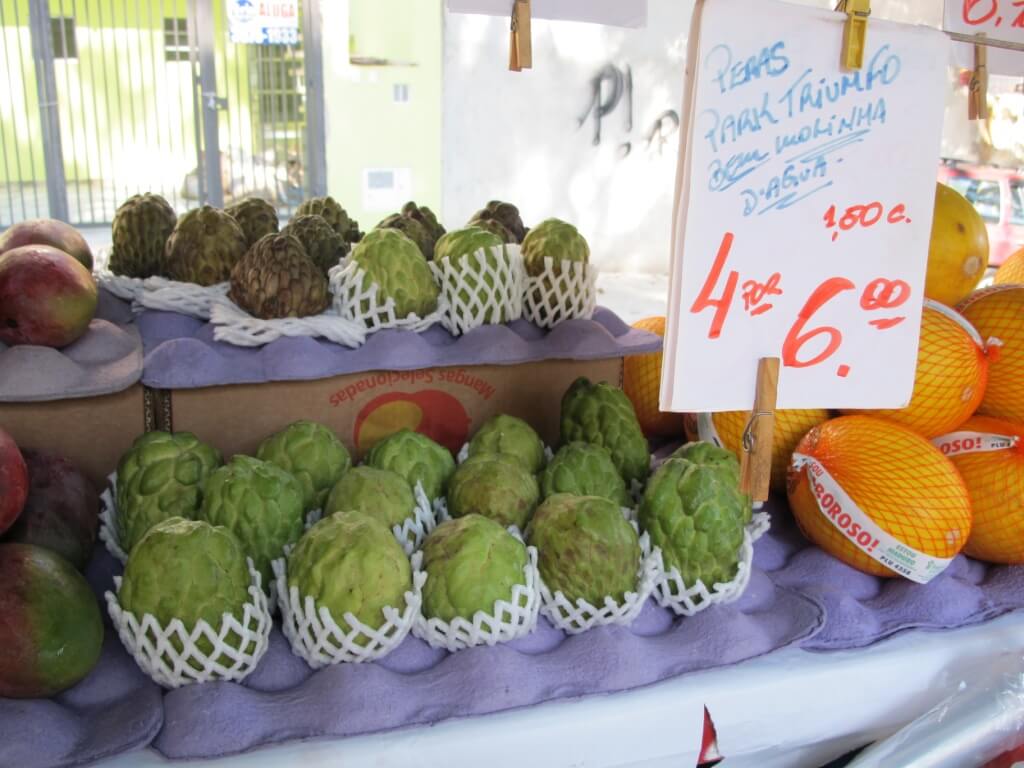 031 Brazilian fruits