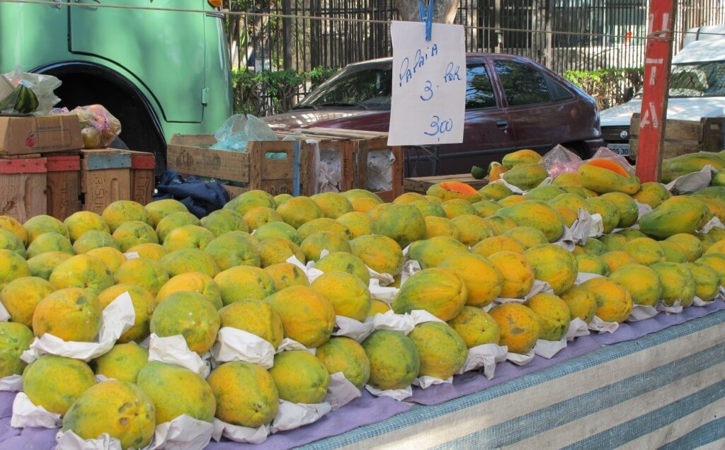 034 (6) Papayas