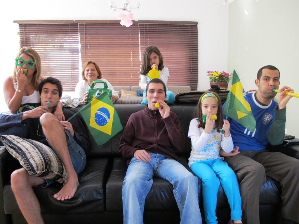 Шестипалая семья в бразилии