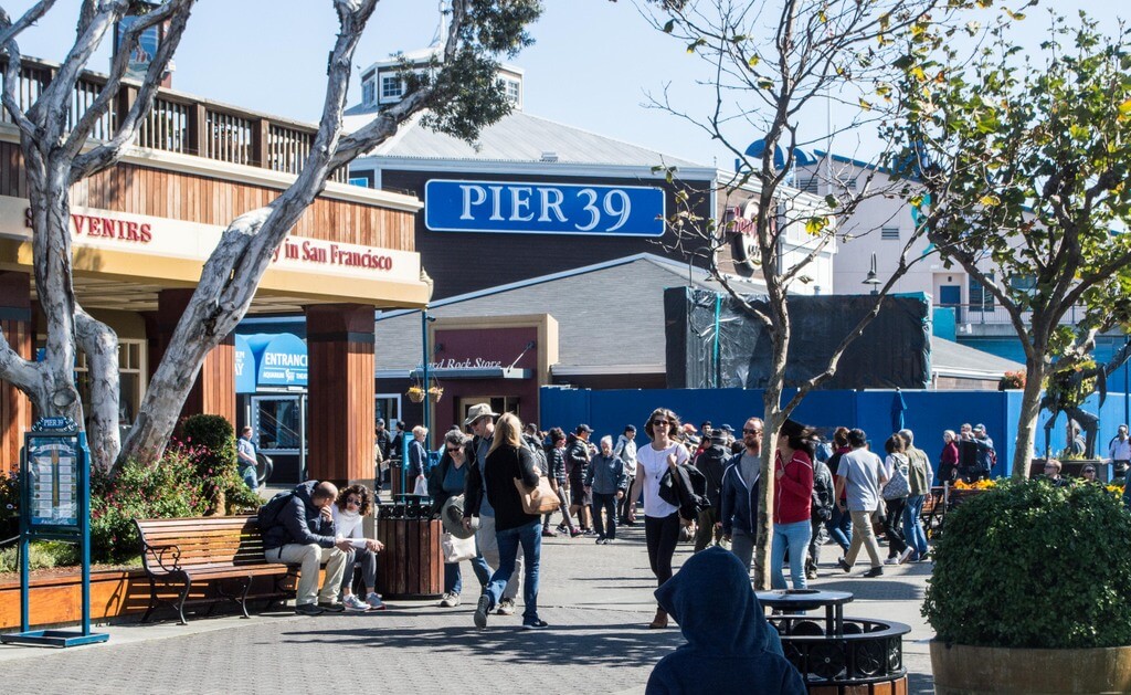 family visit to PIER 39