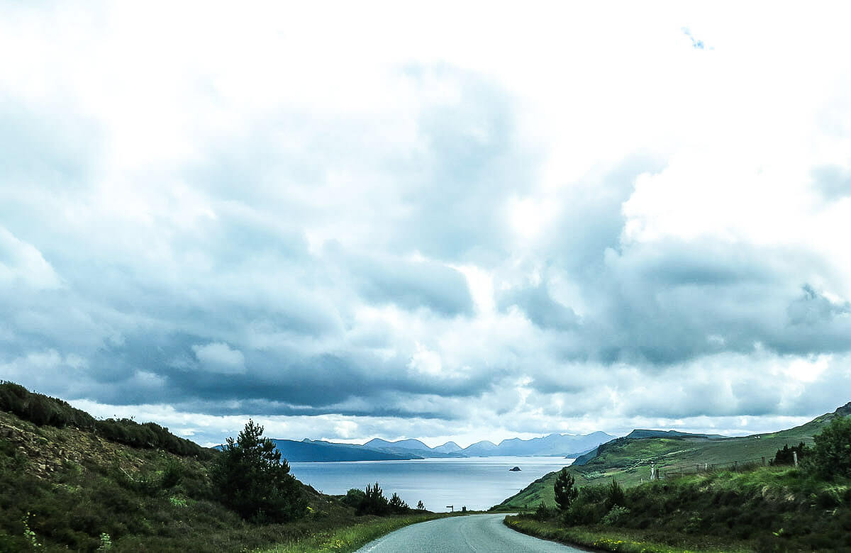 Tips for renting a car in Scotland