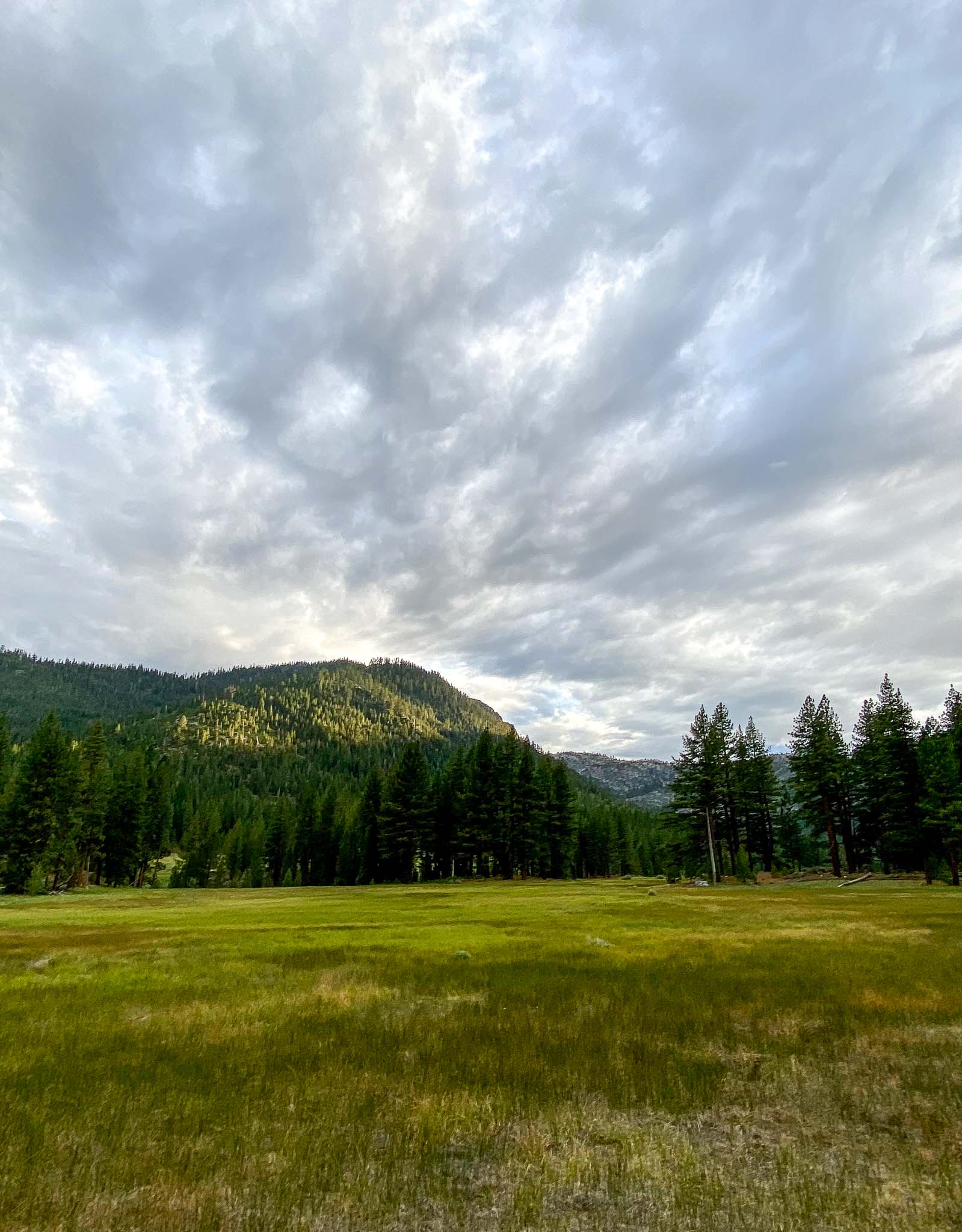 RV camping trip in Eastern Sierra Highway 395