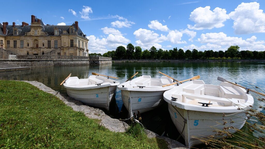  visit Fontainebleau alternative to Versailles